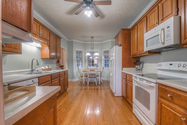 110 Golden Oaks Drive, Lafayette, GA 30728