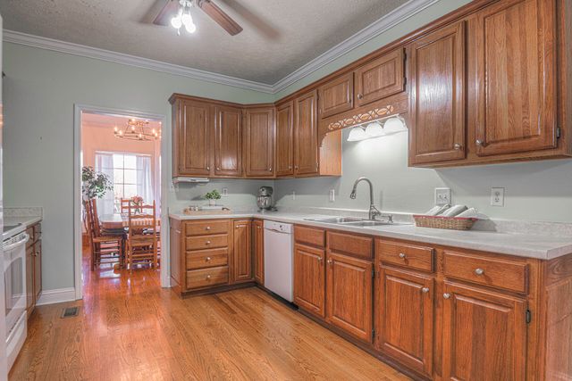 110 Golden Oaks Drive, Lafayette, GA 30728