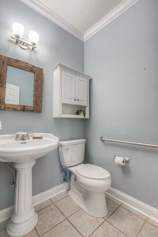 110 Golden Oaks Drive, Lafayette, GA 30728