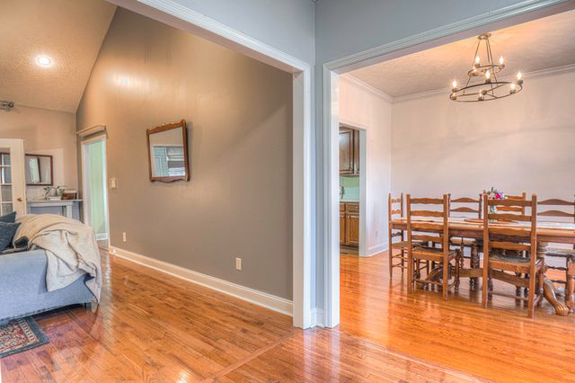 110 Golden Oaks Drive, Lafayette, GA 30728