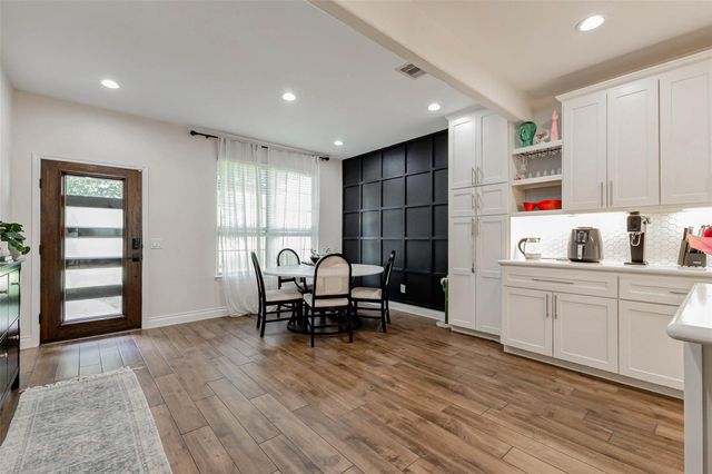 16710 Lake Prince Lane, Houston, TX 77044