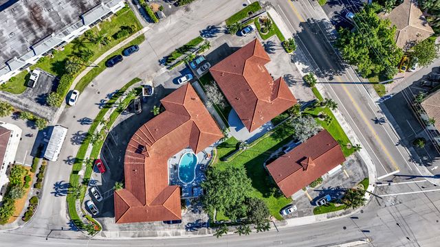 431 W Camino Real, Boca Raton, FL 33432