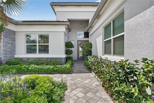 12030 Azalea WAY, Naples, FL 34120