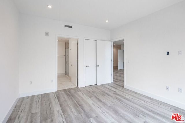 1237 S 90035 Avenue 202, Los Angeles, CA 90035