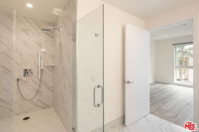 1237 S 90035 Avenue 202, Los Angeles, CA 90035