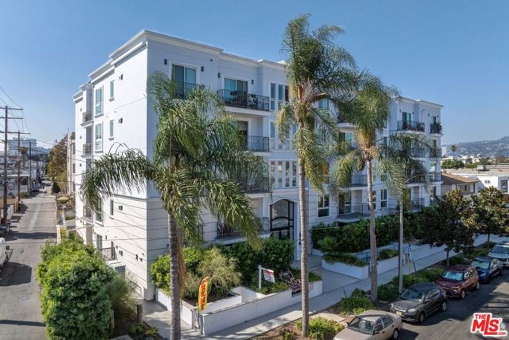 1237 S 90035 Avenue 202, Los Angeles, CA 90035
