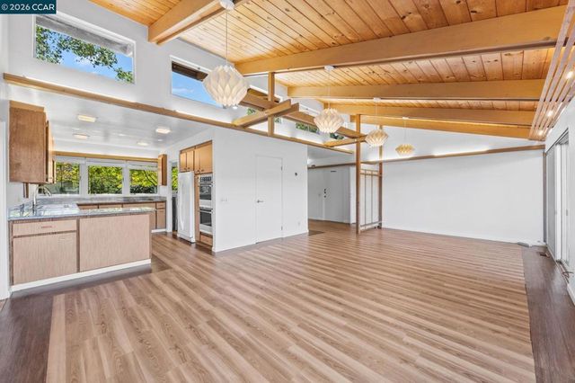 3822 Quail Ridge Rd, Lafayette, CA 94549
