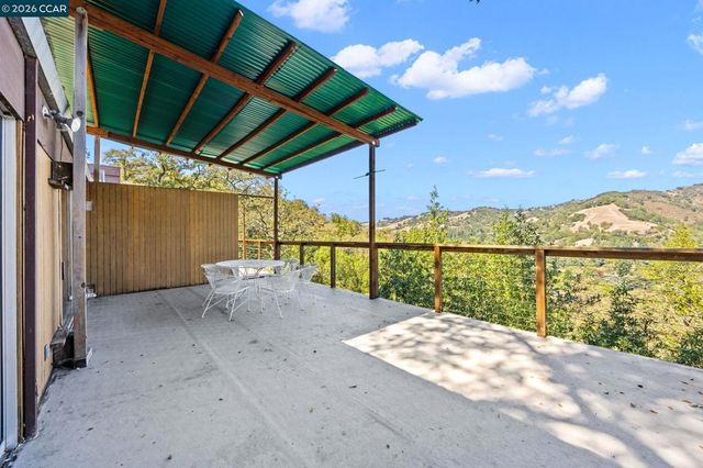 3822 Quail Ridge Rd, Lafayette, CA 94549