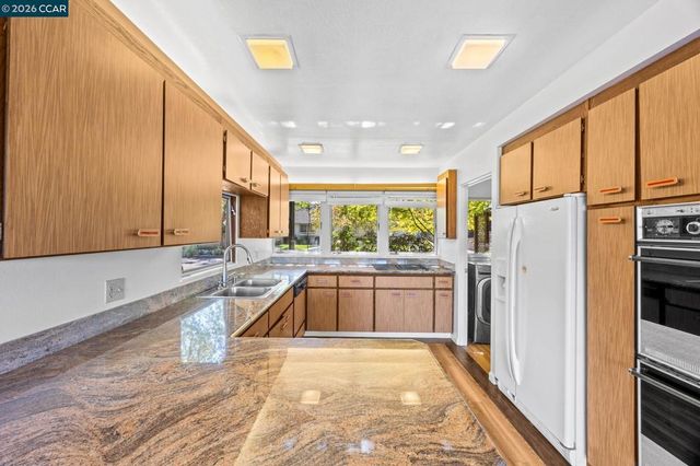 3822 Quail Ridge Rd, Lafayette, CA 94549