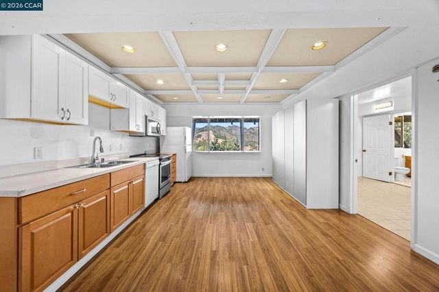 3822 Quail Ridge Rd, Lafayette, CA 94549