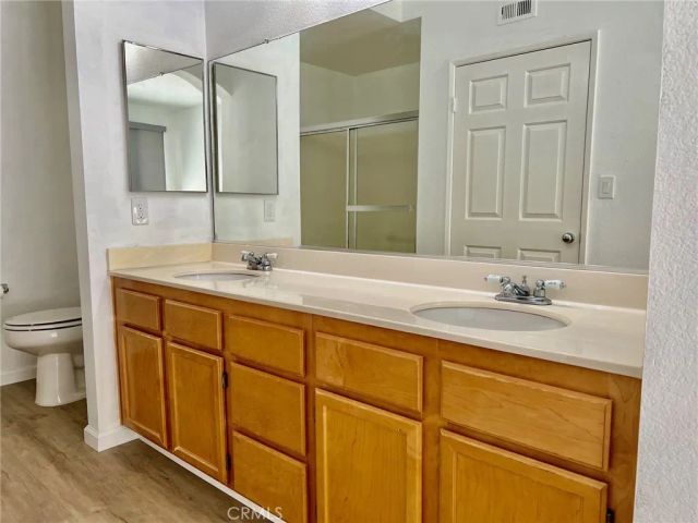 8070 East Treeview Court, Anaheim, CA 92808