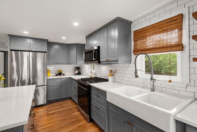 152 Sprague St, Dedham, MA 02026