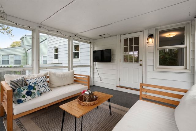 152 Sprague St, Dedham, MA 02026