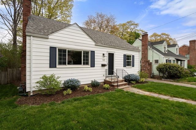 152 Sprague St, Dedham, MA 02026