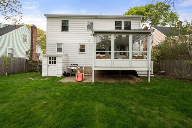 152 Sprague St, Dedham, MA 02026