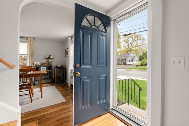 152 Sprague St, Dedham, MA 02026