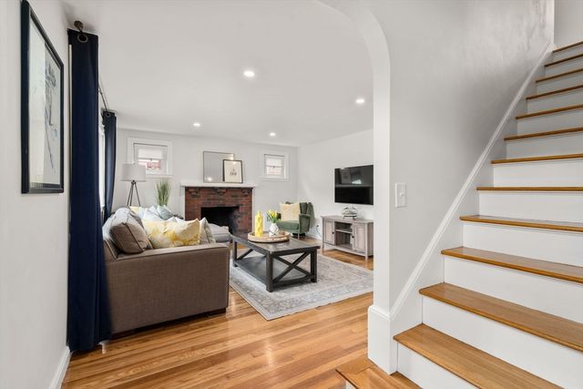 152 Sprague St, Dedham, MA 02026