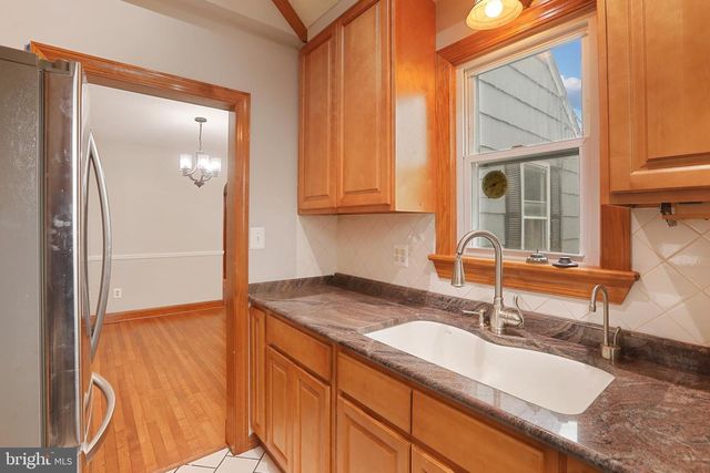 7604 QUEEN ANNE DR, Parkville, MD 21234