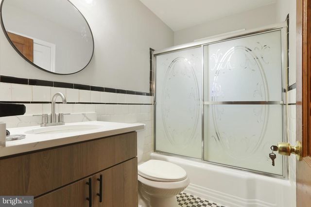 7604 QUEEN ANNE DR, Parkville, MD 21234