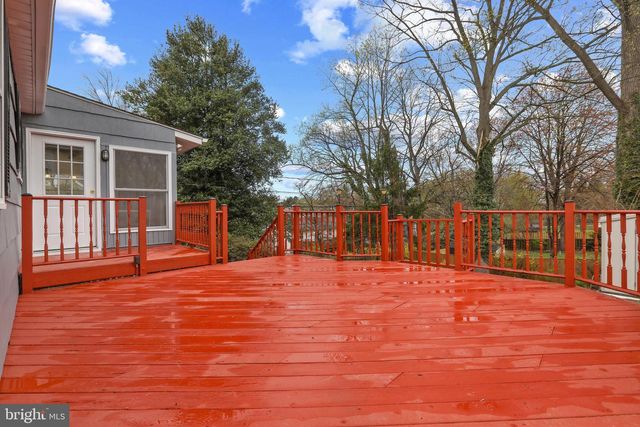 7604 QUEEN ANNE DR, Parkville, MD 21234