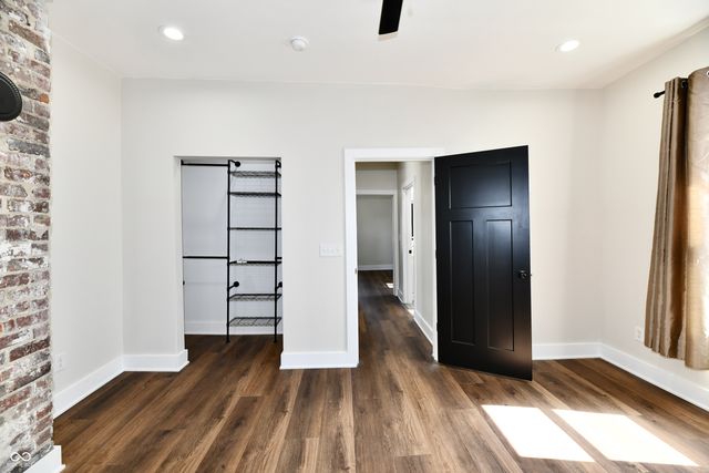 1526 N B Street, Elwood, IN 46036