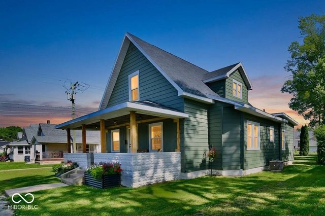 1526 N B Street, Elwood, IN 46036