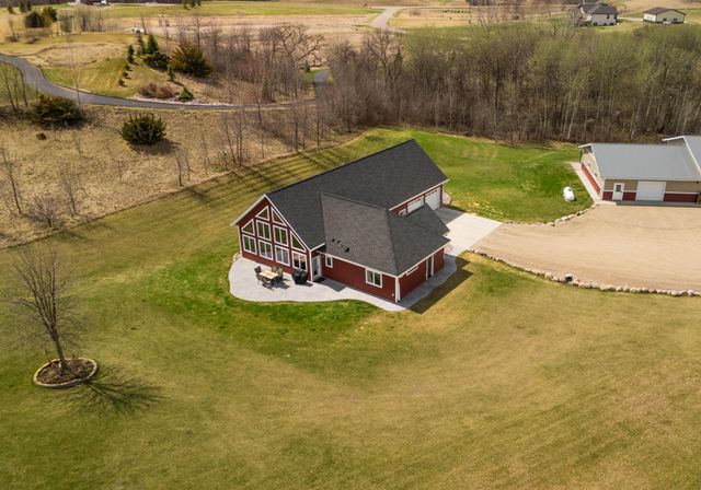 26167 7th Avenue S, Hawley, MN 56549