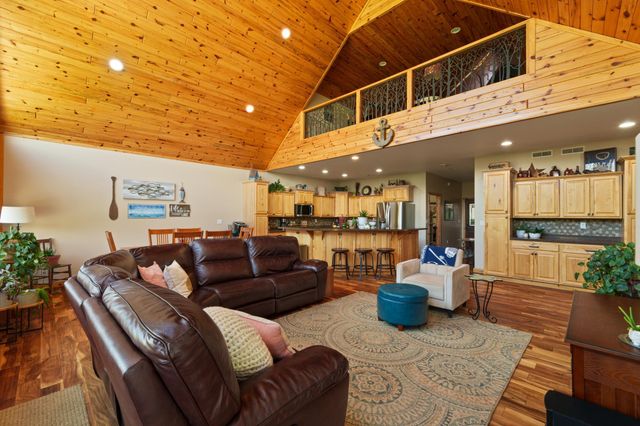 26167 7th Avenue S, Hawley, MN 56549