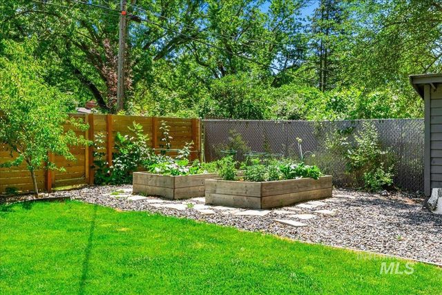 5421 W Plymouth St, Boise, ID 83706