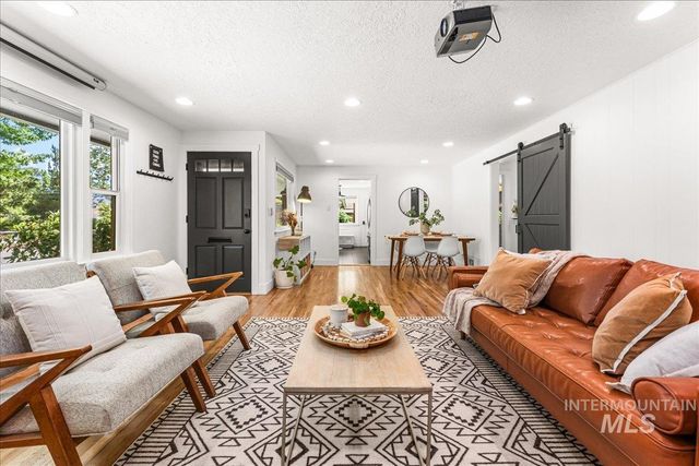 5421 W Plymouth St, Boise, ID 83706