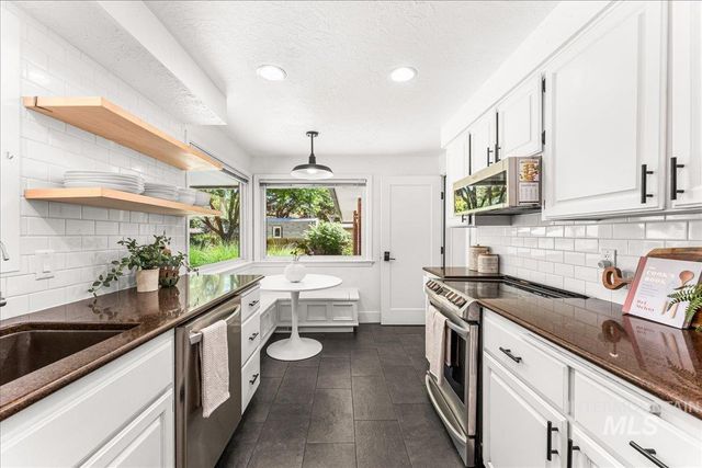 5421 W Plymouth St, Boise, ID 83706