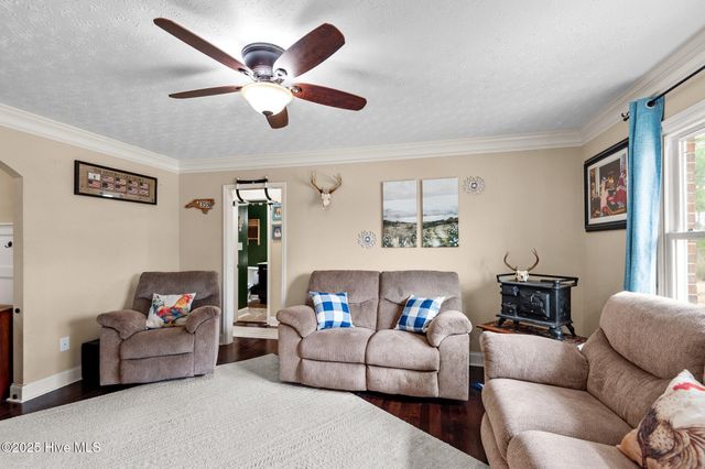 359 Beulaville Highway, Richlands, NC 28574