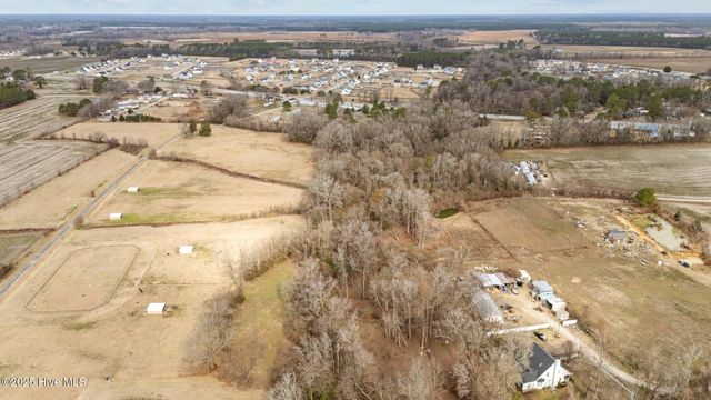 359 Beulaville Highway, Richlands, NC 28574