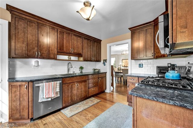 19607 Fairmount Boulevard, Shaker Heights, OH 44118