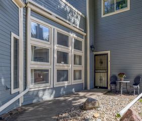 101 S Downing Street 2, Denver, CO 80209