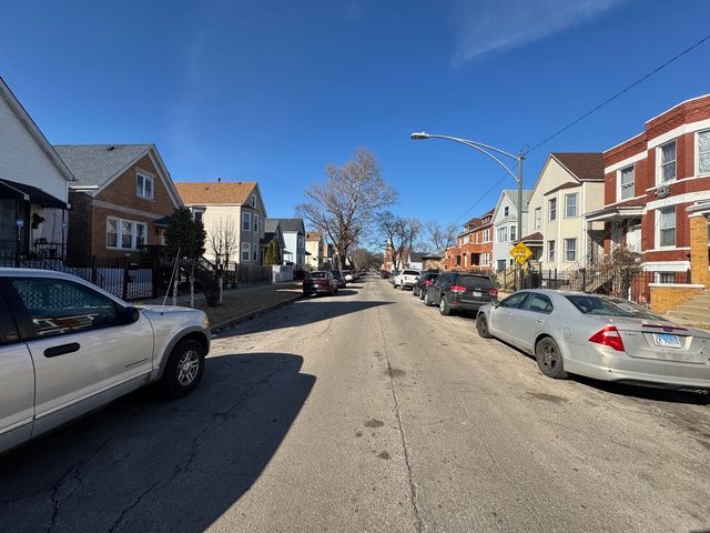 5149 S MARSHFIELD Avenue, Chicago, IL 60609