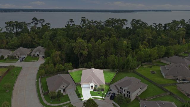 18206 Fehmarn Sound Circle, Houston, TX 77044