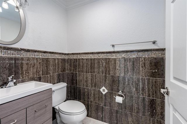 11191 SW 17th Mnr 209, Davie, FL 33324