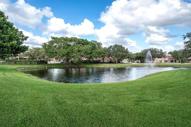 11191 SW 17th Mnr 209, Davie, FL 33324