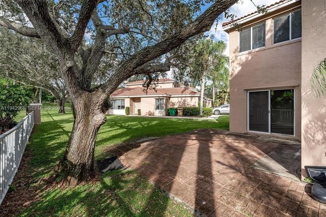 11191 SW 17th Mnr 209, Davie, FL 33324