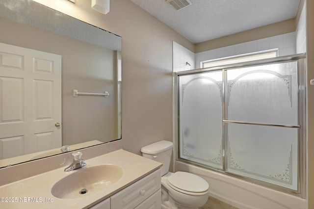 13775 DEVAN LEE Drive E, Jacksonville, FL 32226