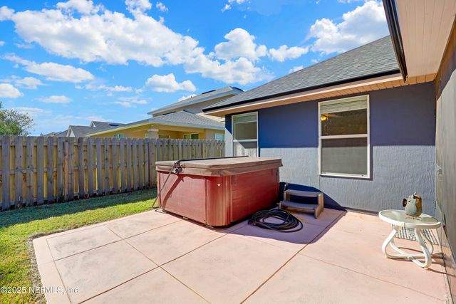 13775 DEVAN LEE Drive E, Jacksonville, FL 32226