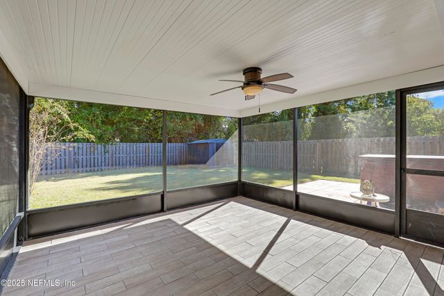 13775 DEVAN LEE Drive E, Jacksonville, FL 32226