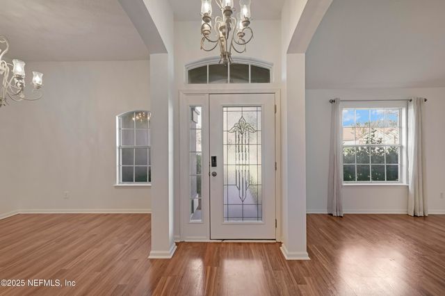 13775 DEVAN LEE Drive E, Jacksonville, FL 32226