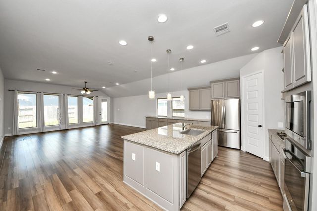 1331 Stuart Run Drive, Richmond, TX 77469