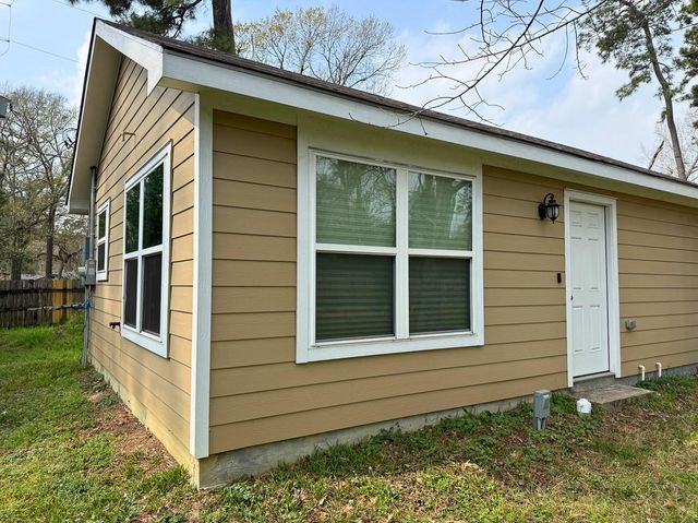 30227 E Geneva Dr, The Woodlands, TX 77386