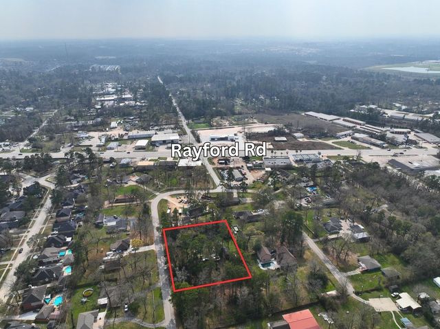 30227 E Geneva Dr, The Woodlands, TX 77386