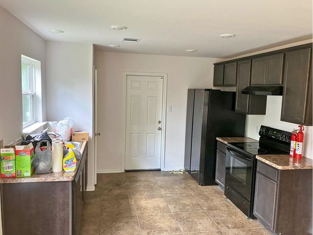 30227 E Geneva Dr, The Woodlands, TX 77386