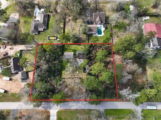 30227 E Geneva Dr, The Woodlands, TX 77386