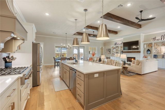 4804 Crystal Ridge Court, College Station, TX 77845